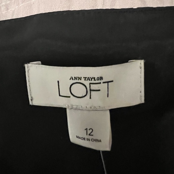 LOFT NEW COCKTAIL DRESS SIZE 12 . Black with white flowers. - Picture 14 of 16